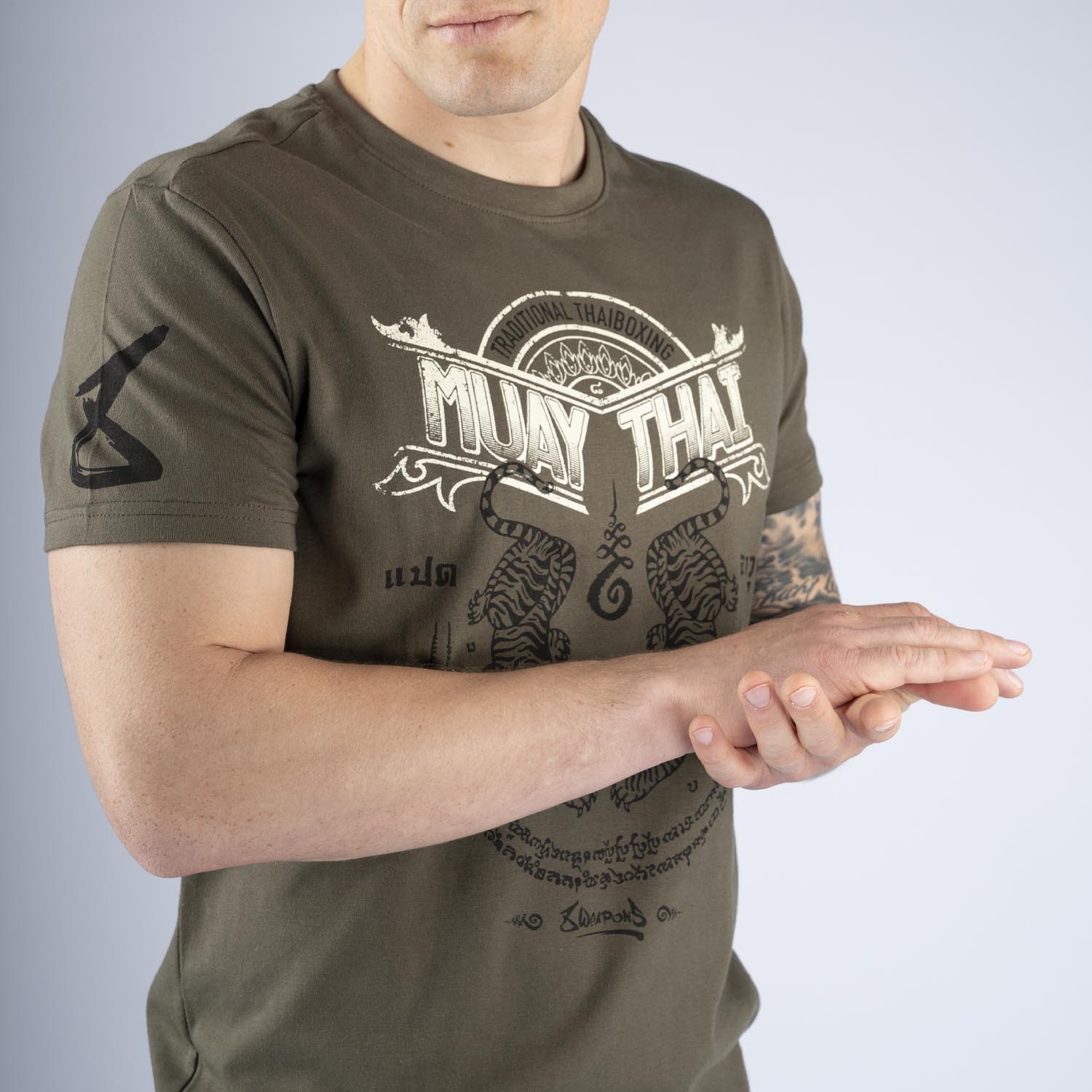 8 WEAPONS T-Shirt, Sak Yant Tigers, olive, XL