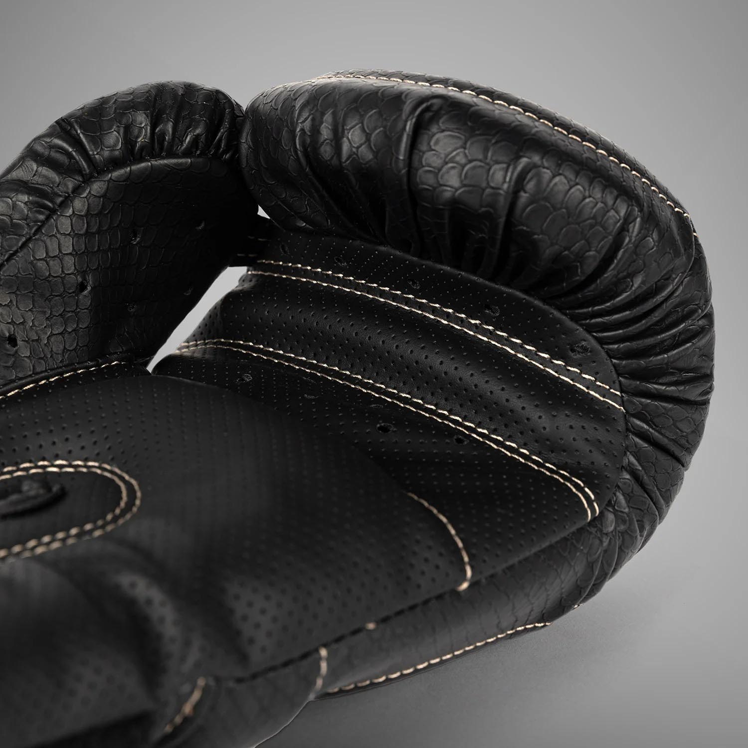 VENUM Boxing Gloves, Impact Evo Scales, black, 16 Oz