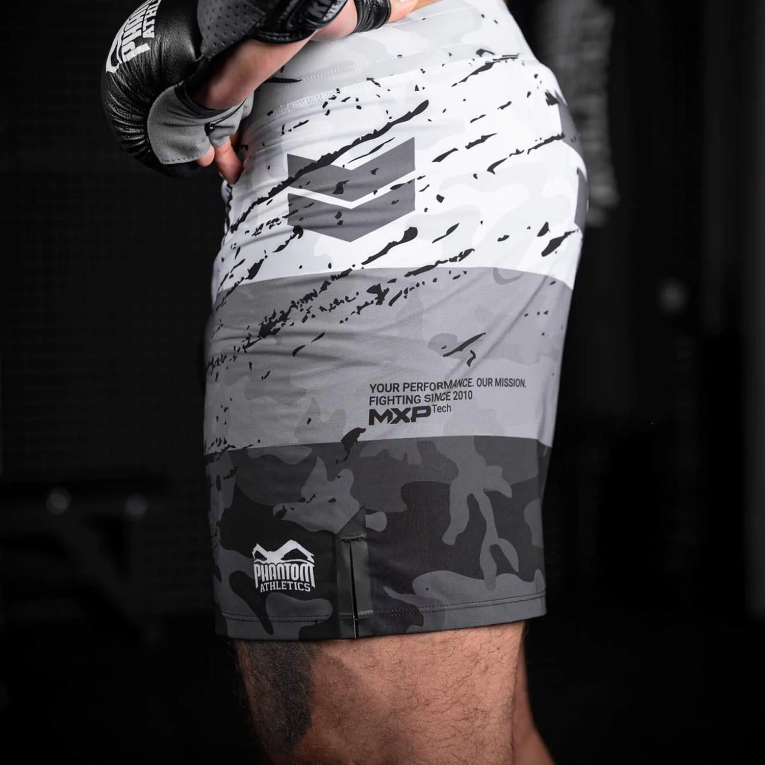 Phantom Athletics MMA Fight Shorts, Flex, S Delta, XL