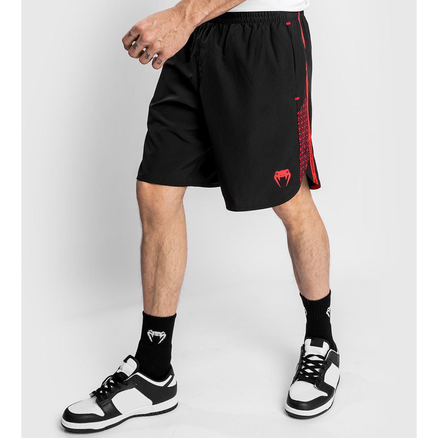 VENUM Fitness Shorts UFC Performance Institute, black-red, XXL