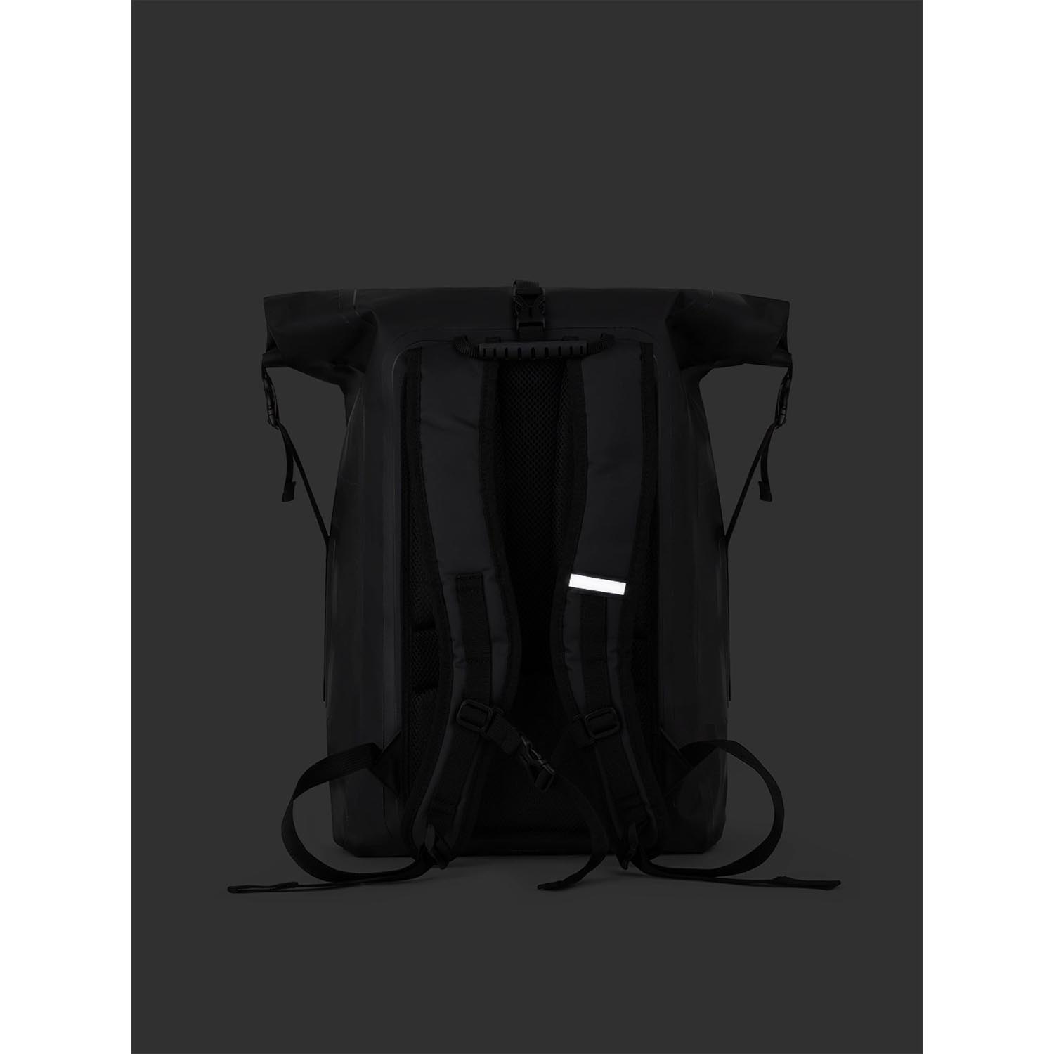 MANTO Backpack, New York Reflectiv, black