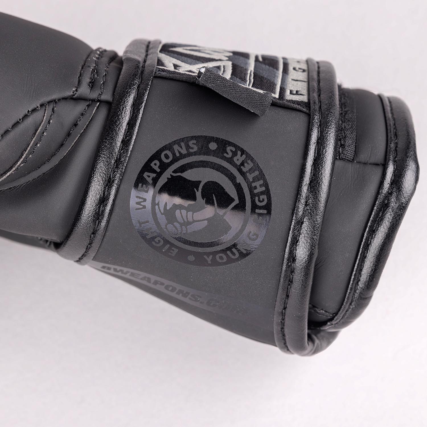 8 WEAPONS Boxing Gloves, Kids, Unlimited 2.0, black-black, 8 Oz
