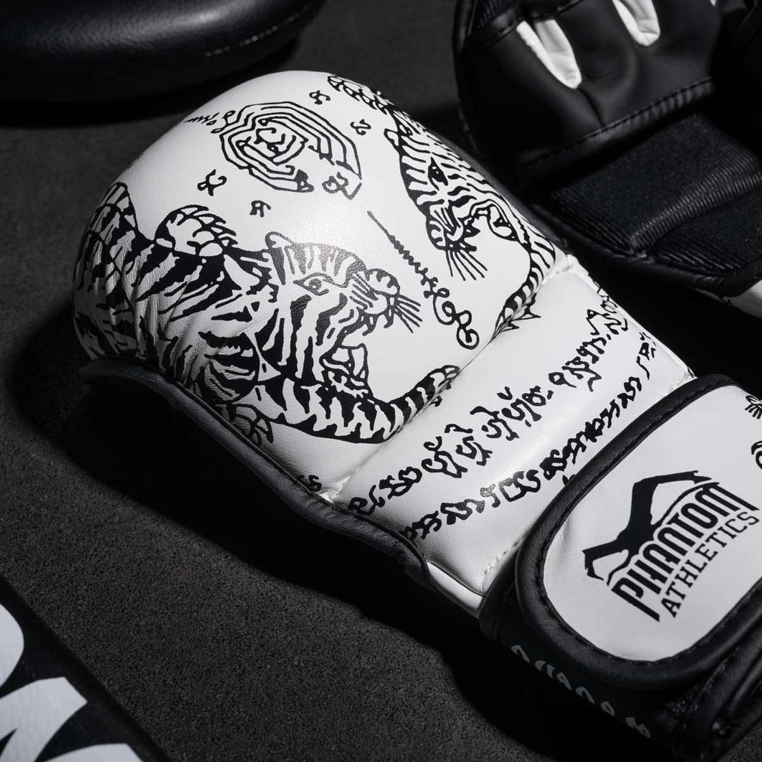 Phantom Athletics MMA Sparring Gloves, Muay Thai, white, S/M