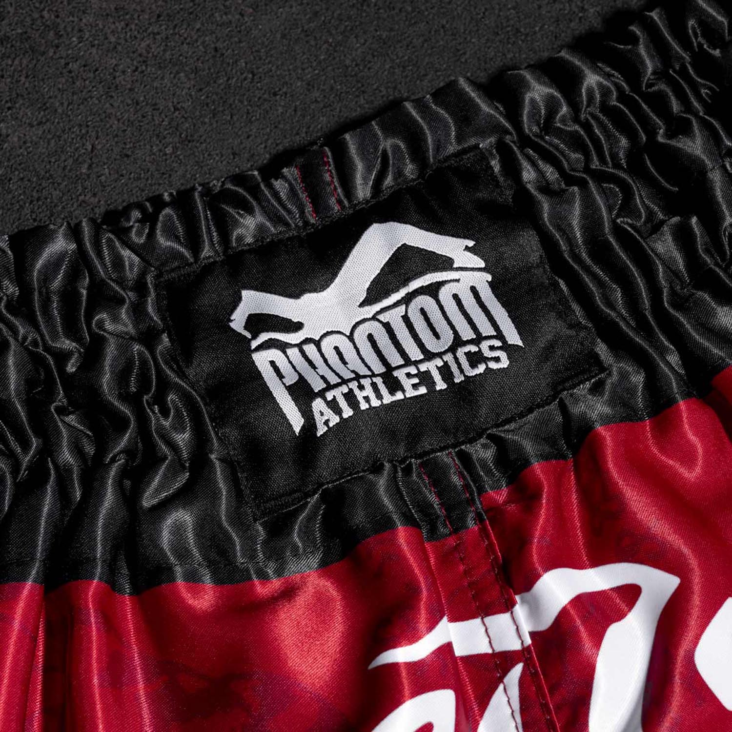 Phantom Athletics Muay Thai Shorts, Sak Yant, rot, L