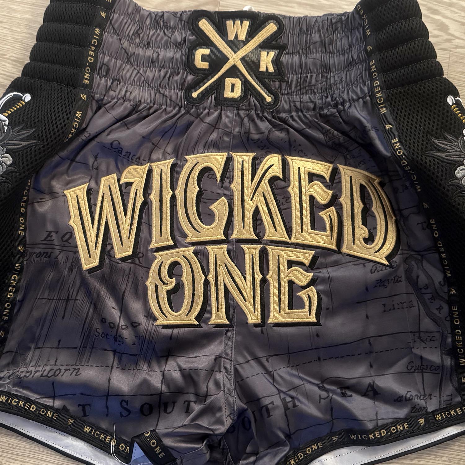 Wicked One Muay Thai Shorts, Hacker, grey-gold, XXL