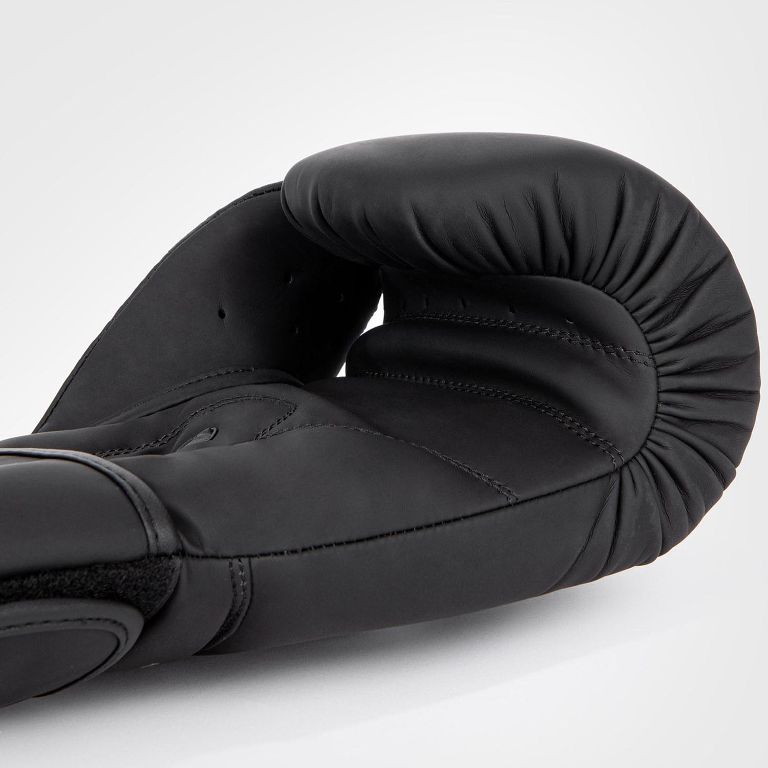 VENUM Boxing Gloves, Contender 1.5, black-weiß, 10 Oz