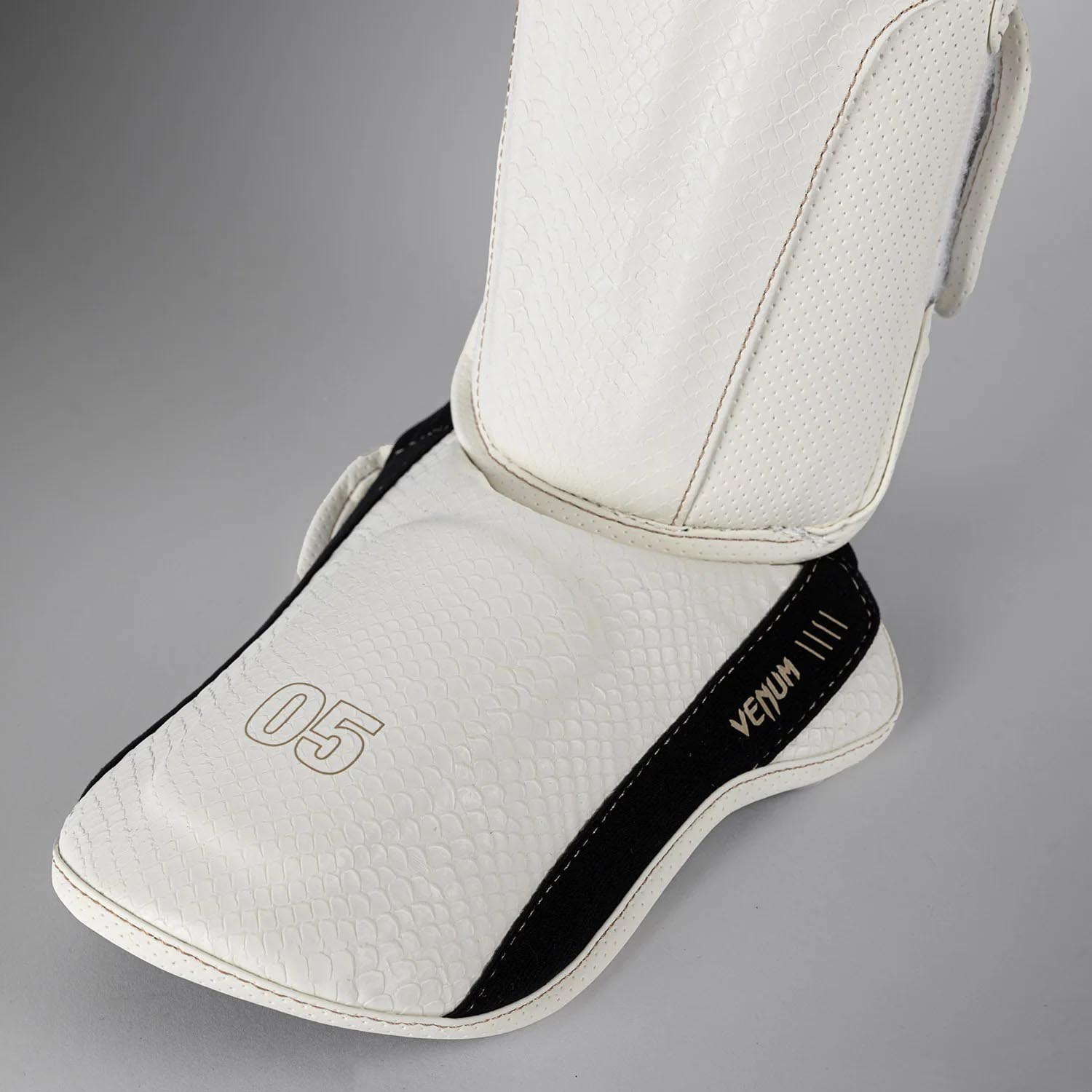 VENUM Shinguards, Impact Evo Scales, ivory, XL