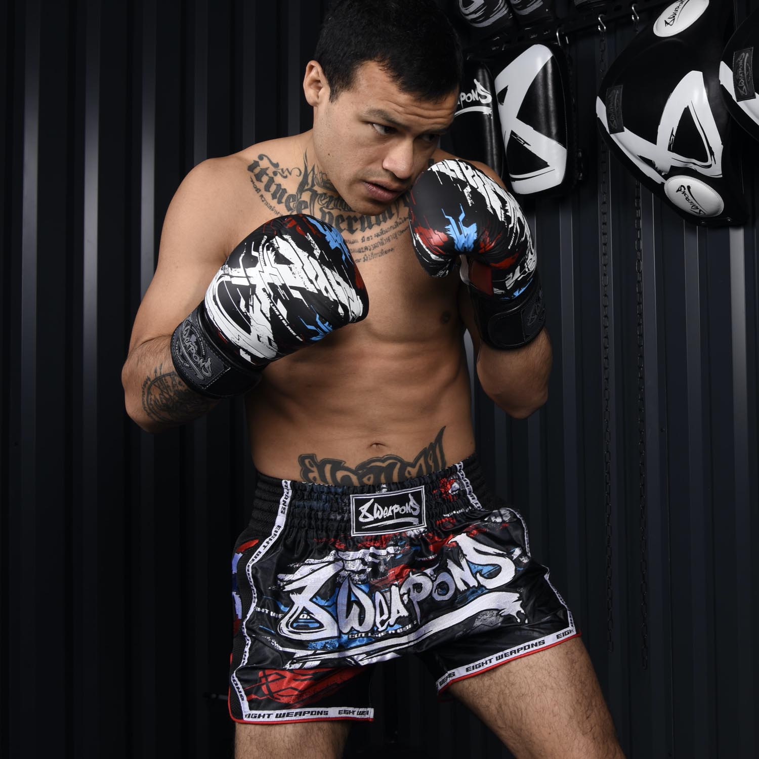 8 WEAPONS Muay Thai Shorts, Cut like a Blade 2.0, black, M