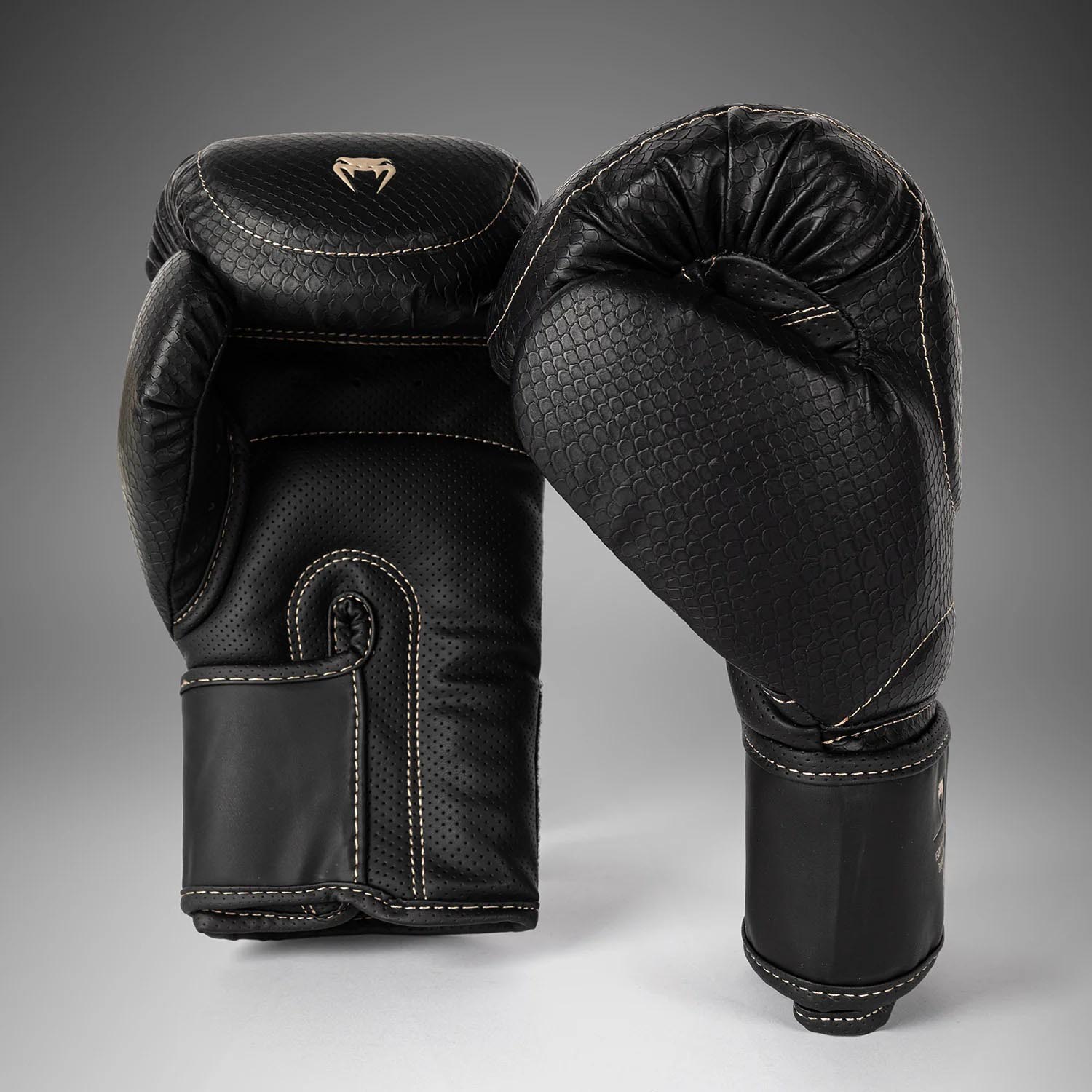 VENUM Boxing Gloves, Impact Evo Scales, black, 16 Oz
