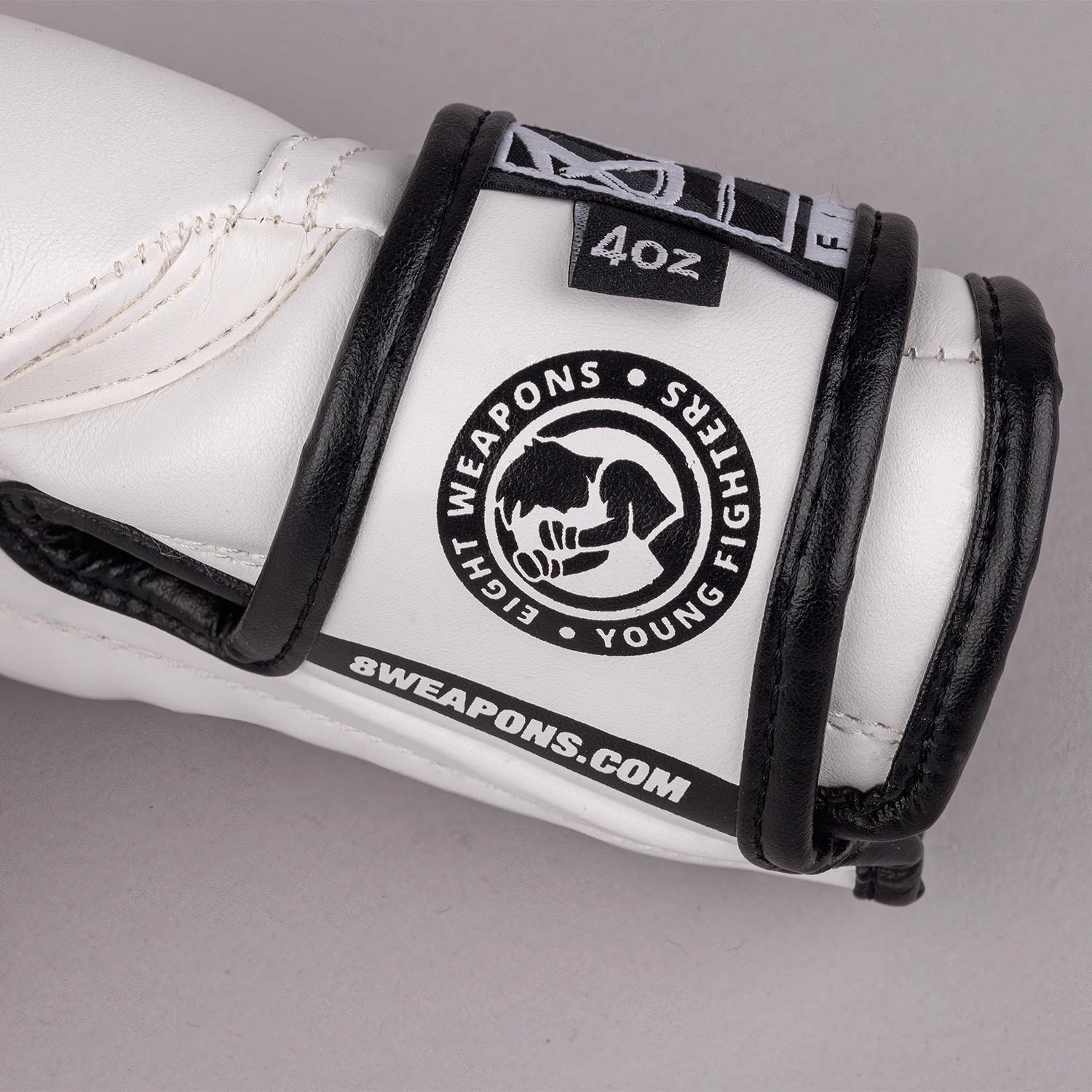 8 WEAPONS Boxing Gloves, Kids, Unlimited 2.0, white-black, 8 Oz