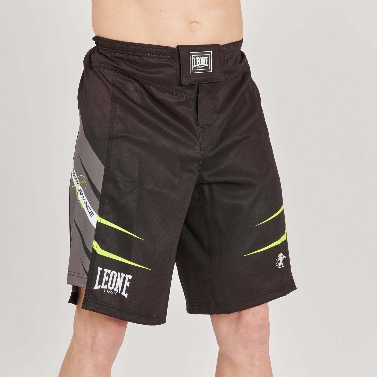 LEONE MMA Fight Shorts, Revo Fluo, AB957F, black, L
