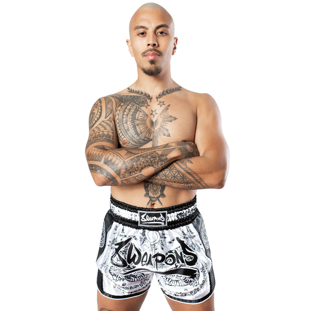 8 WEAPONS Shorts, Carbon, Sak Yant Tigers, white, S