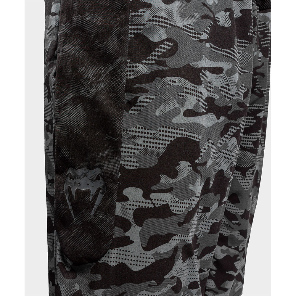 VENUM Training Shorts, Defender, dark-camo, S