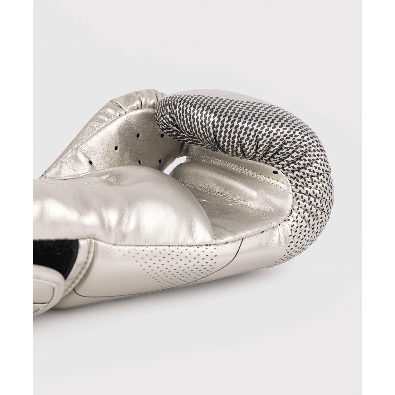 VENUM Boxing Gloves, Nexus, silver-black, 16 Oz