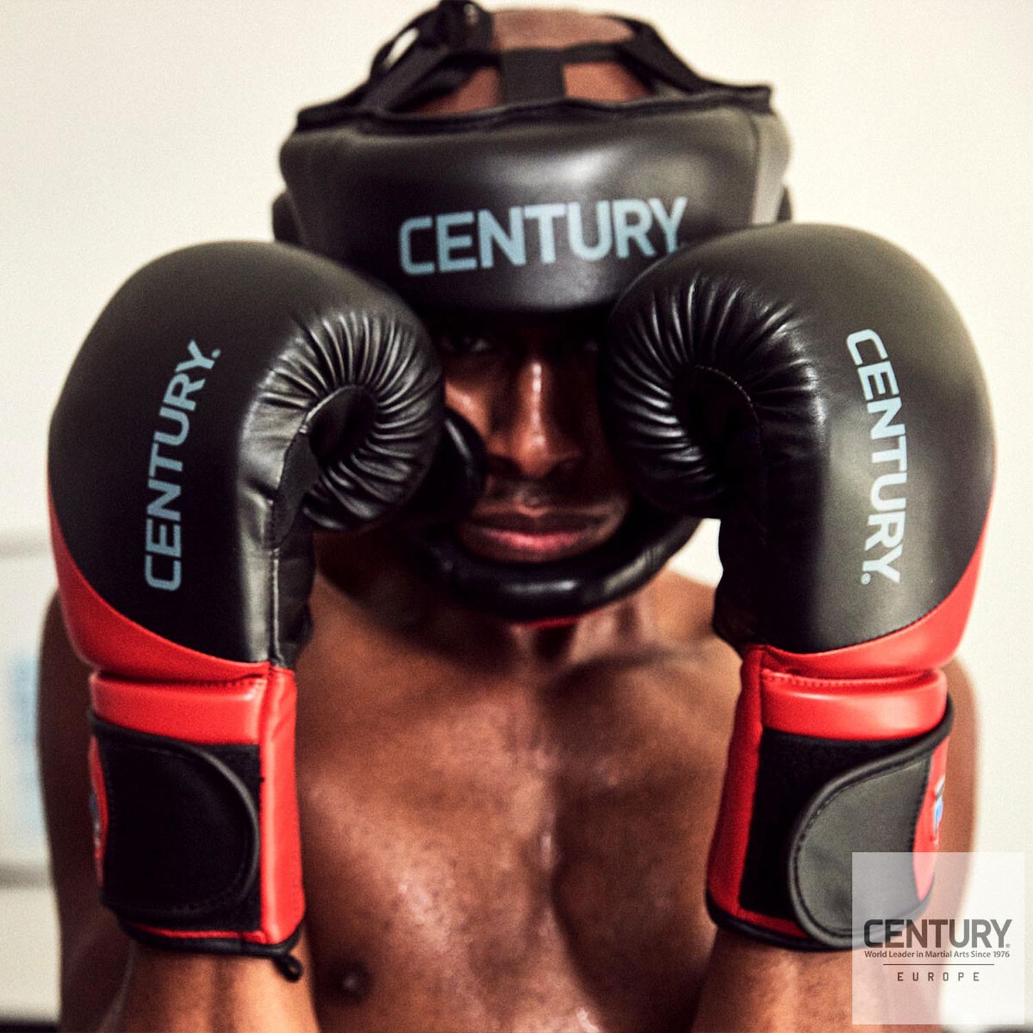 Century Boxing Gloves, Drive, black-red, 16 Oz