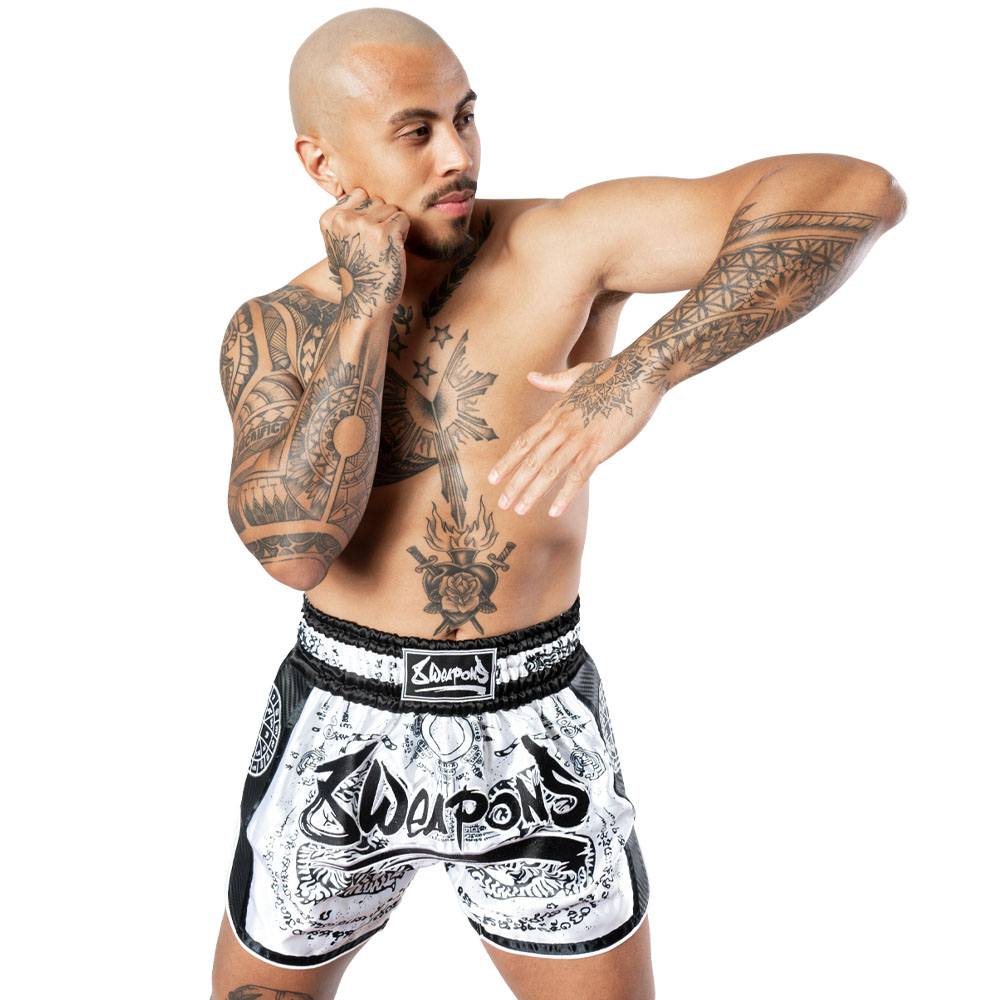 8 WEAPONS Shorts, Carbon, Sak Yant Tigers, white, M