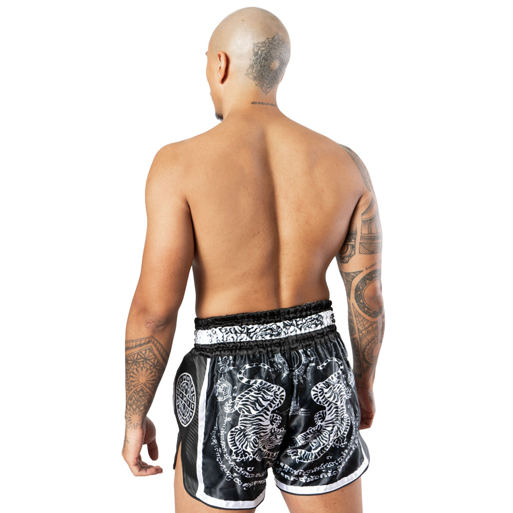 8 WEAPONS Shorts, Carbon, Sak Yant Tigers, black, M