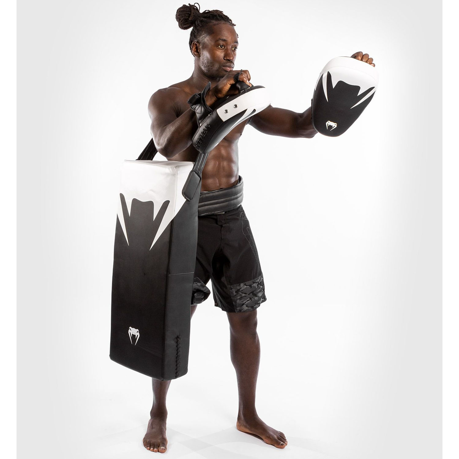 VENUM Kick Shield, Satchel, schwarz-weiß