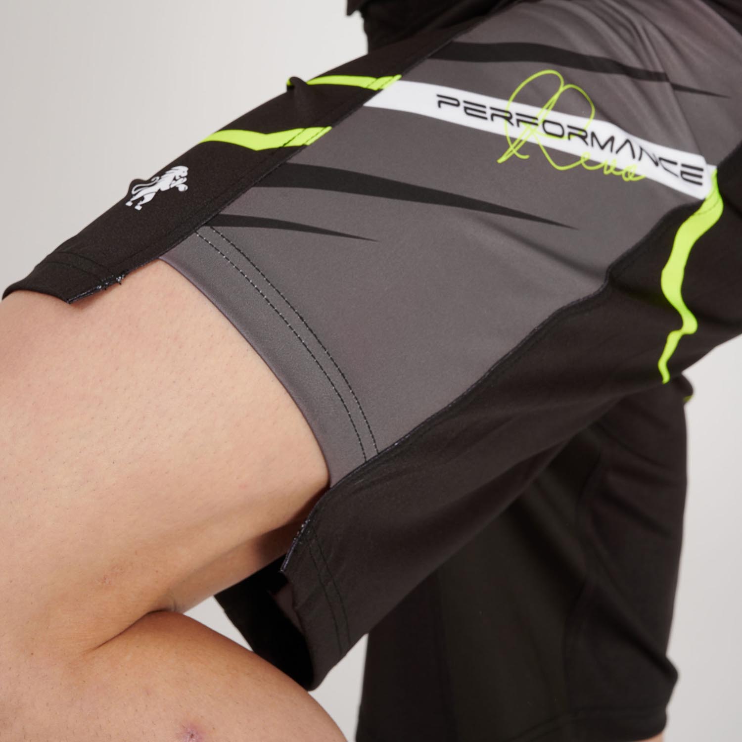 LEONE MMA Fight Shorts, Revo Fluo, AB957F, black, M