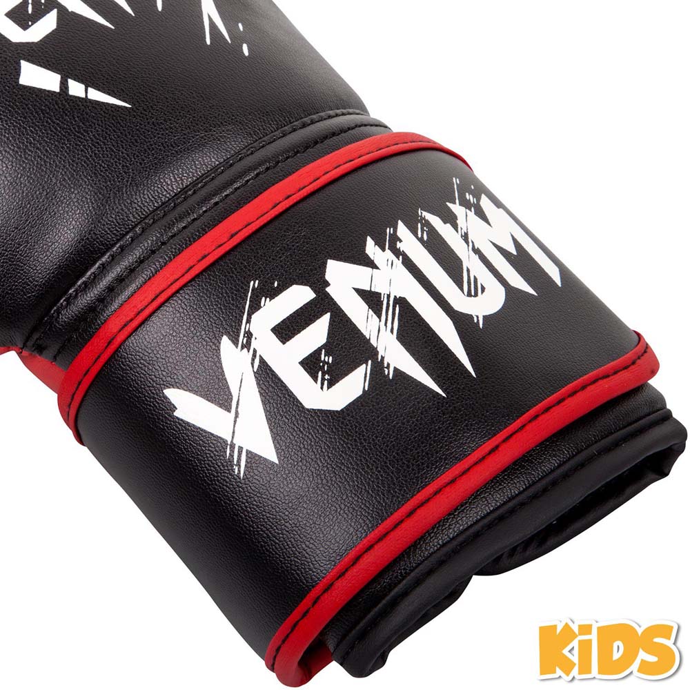 VENUM Boxing Gloves, Kids, Contender, black-red, 8 Oz