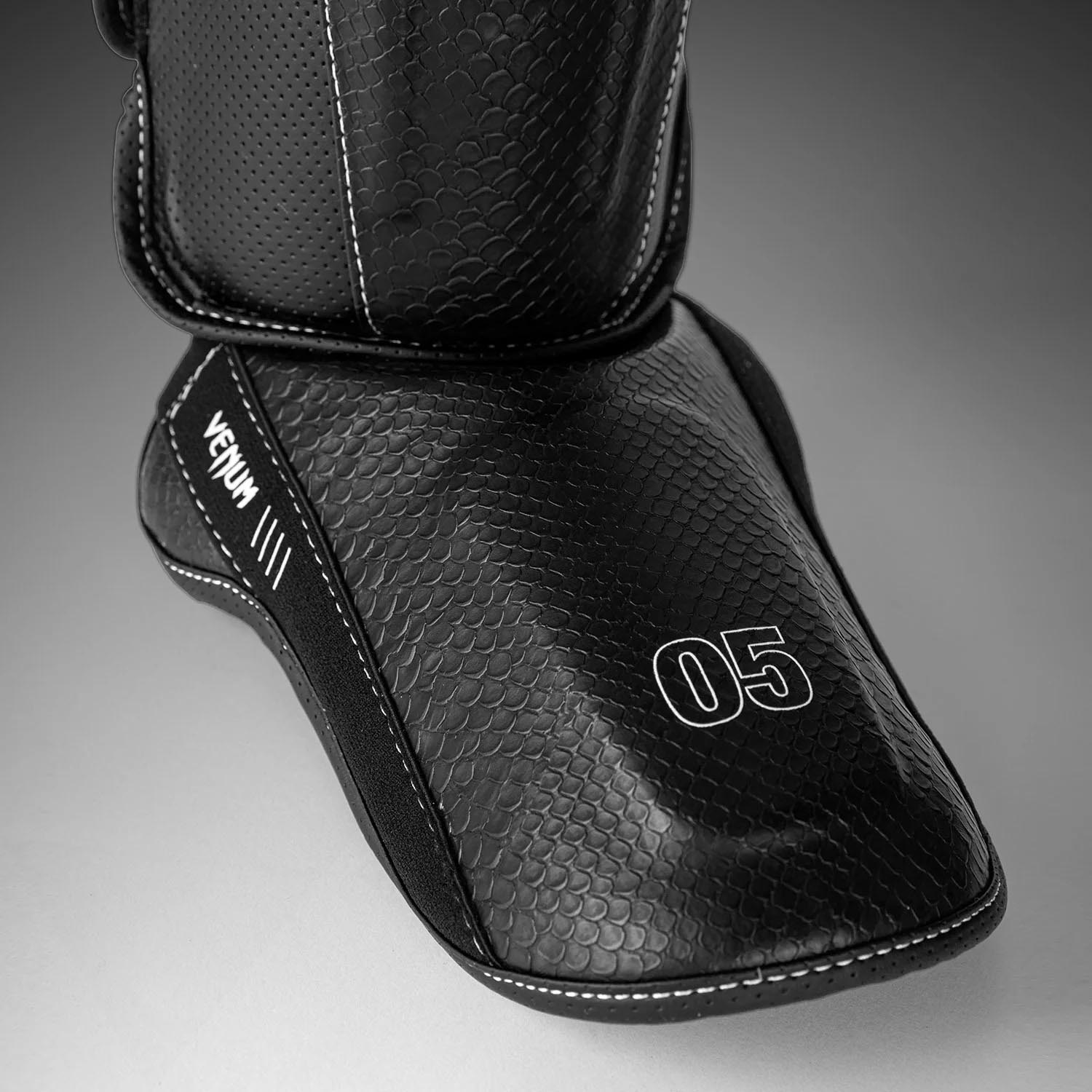 VENUM Shinguards, Impact Evo Scales, black, XL