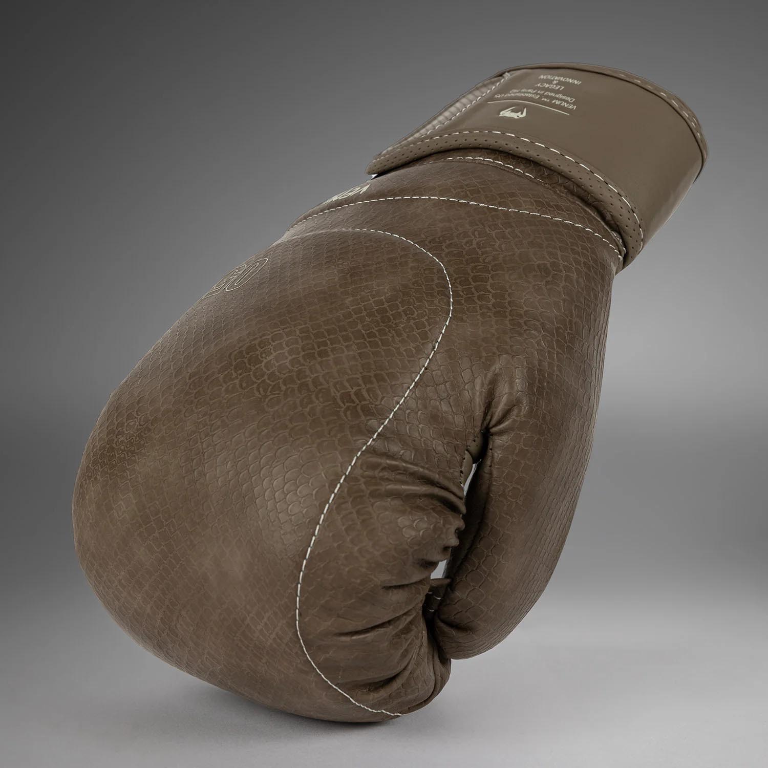 VENUM Boxing Gloves, Impact Evo Scales, brown, 16 Oz