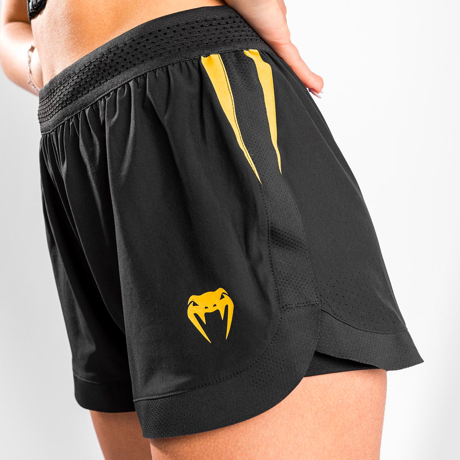 VENUM Training Shorts, Damen, Tempest 2.0, schwarz-gold, XS