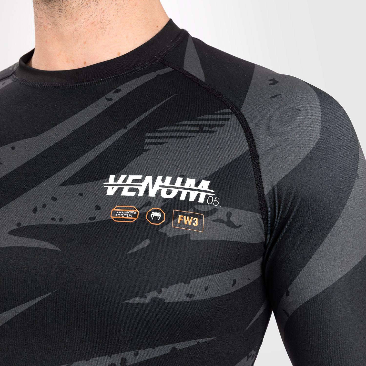 VENUM Rashguards, L/S, UFC Fight Week, Adrenaline, urban camo, M