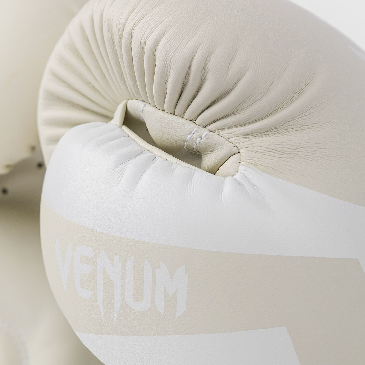 VENUM Boxing Gloves, Elite, white-white, 10 Oz