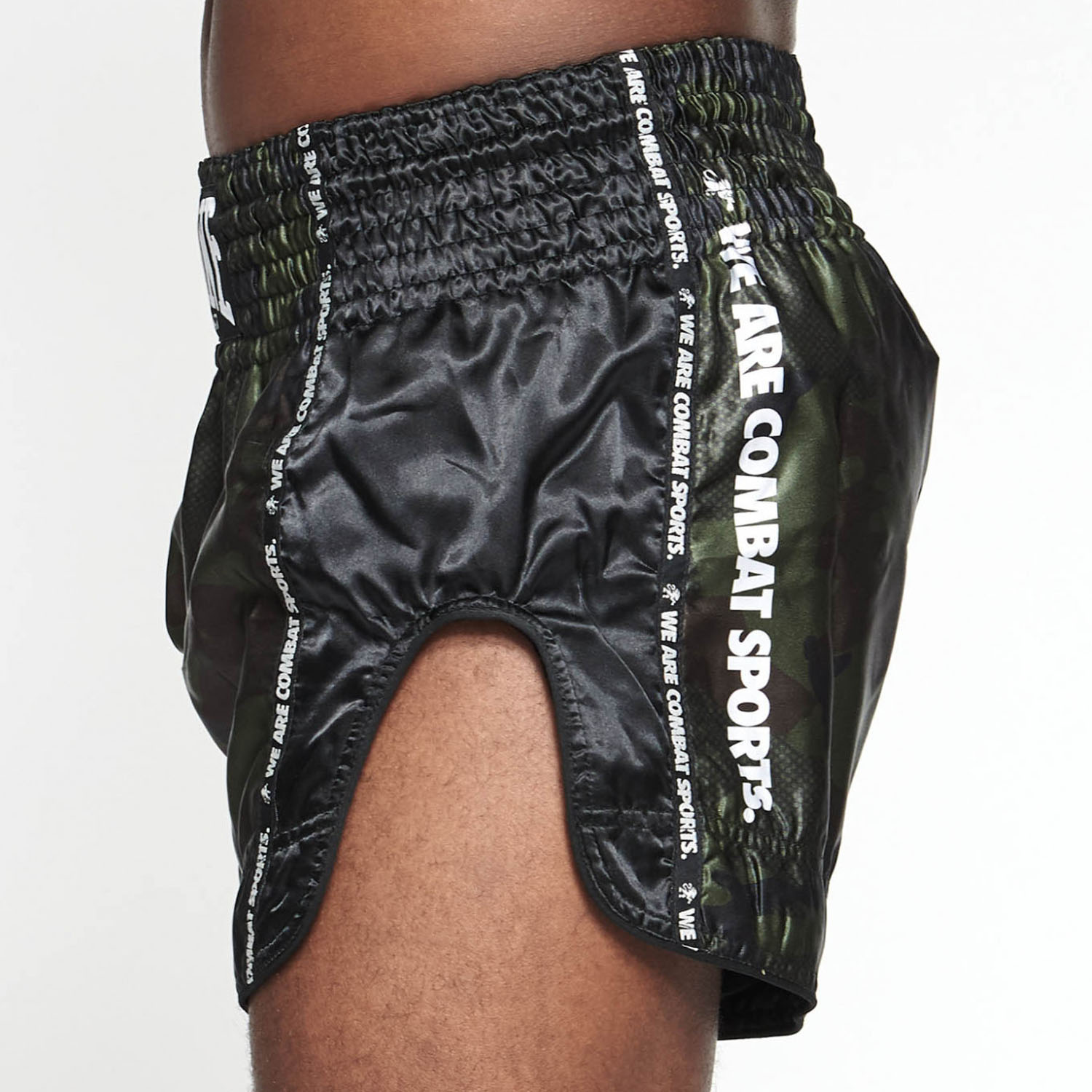 LEONE Muay Thai Shorts, AB961, camo-grün, M