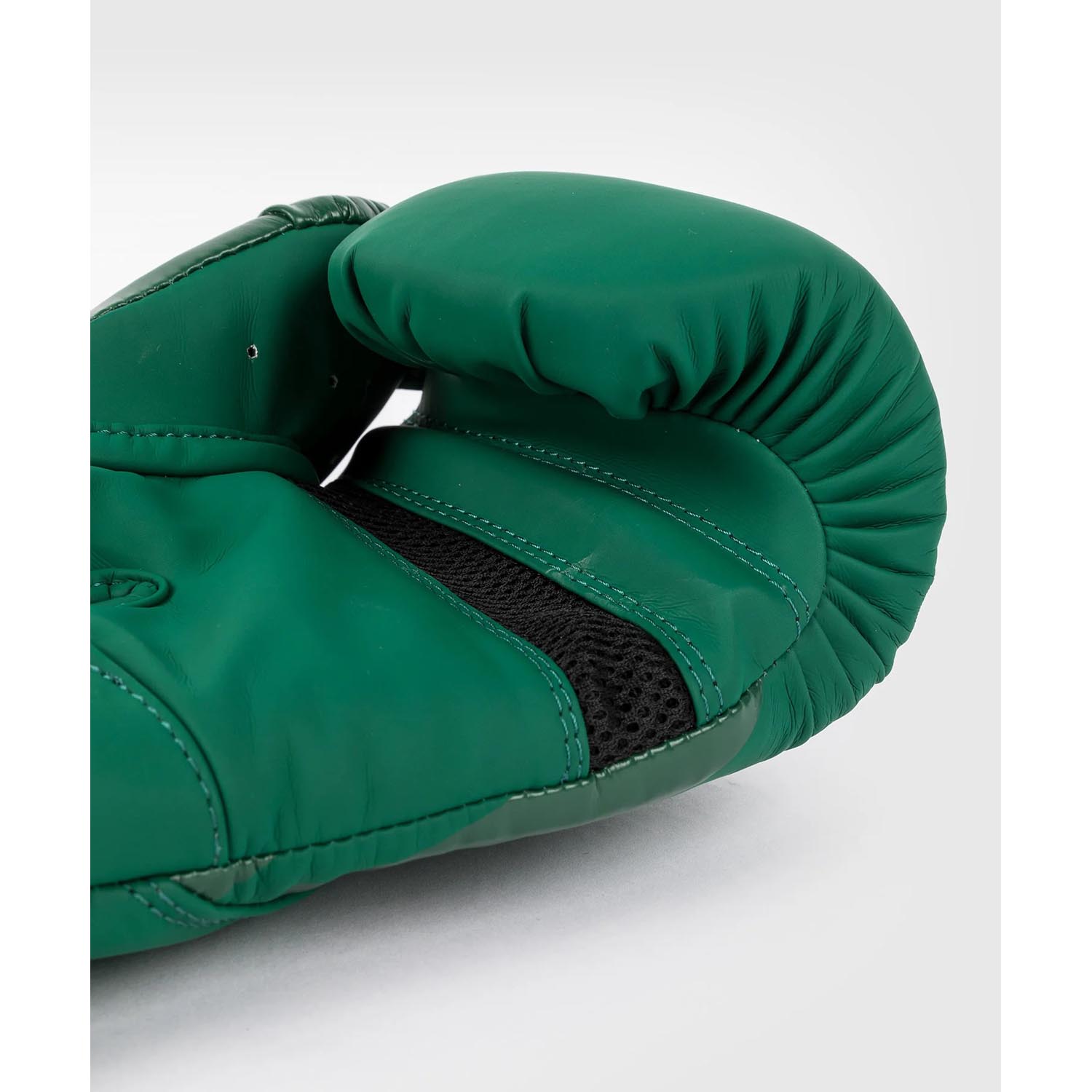 VENUM Boxing Gloves, Challenger 4.0, green, 16 Oz