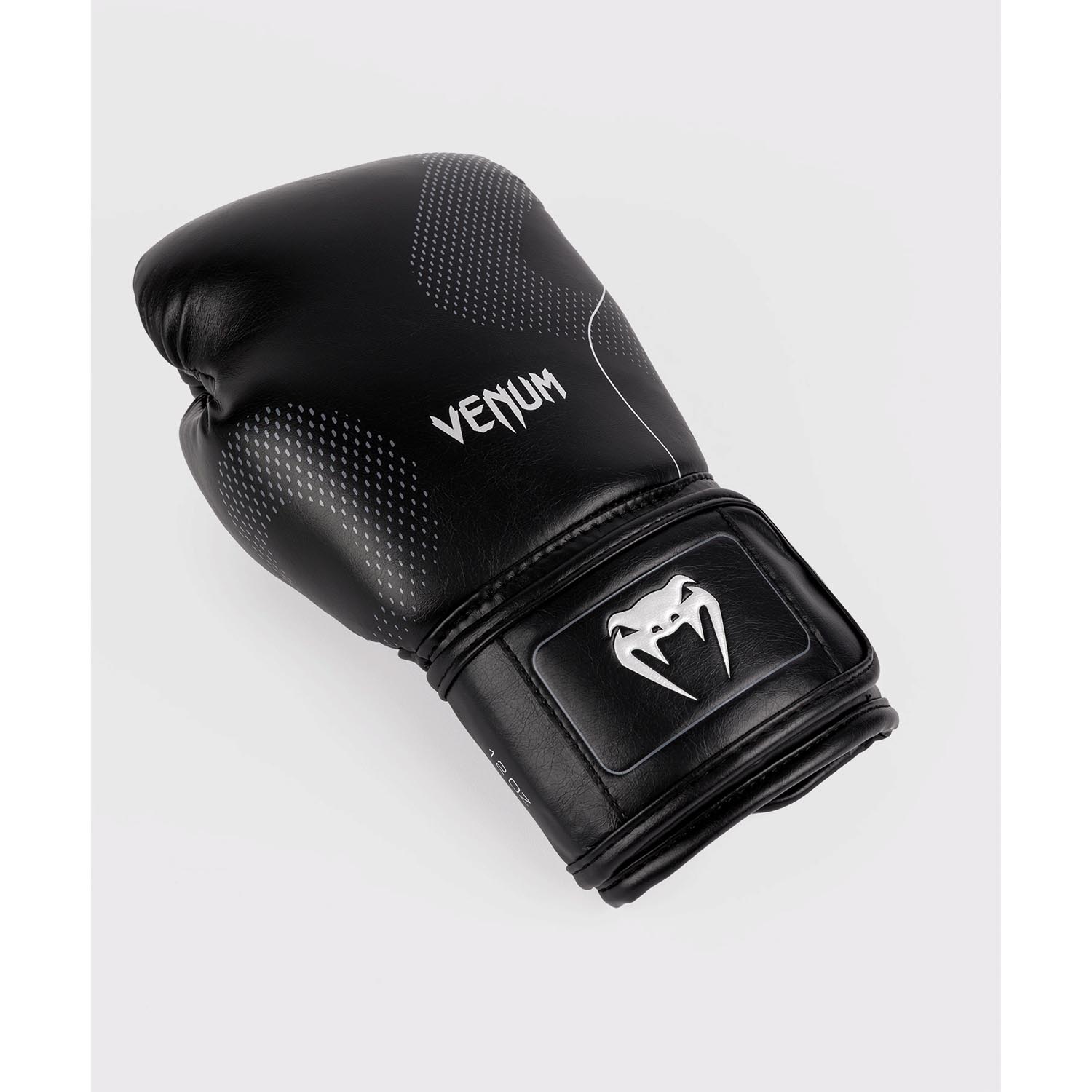 VENUM Boxing Gloves, Nexus, black-silver, 16 Oz