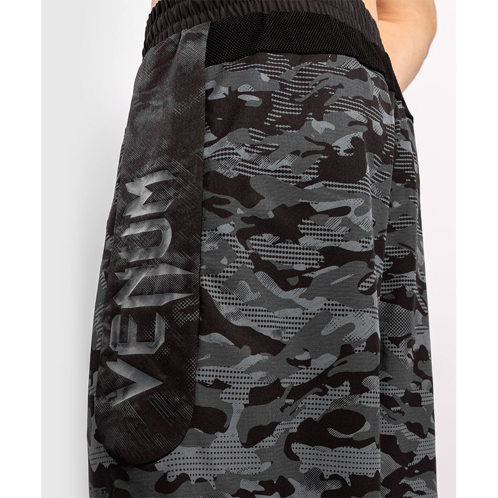 VENUM Training Shorts, Defender, dark-camo, S