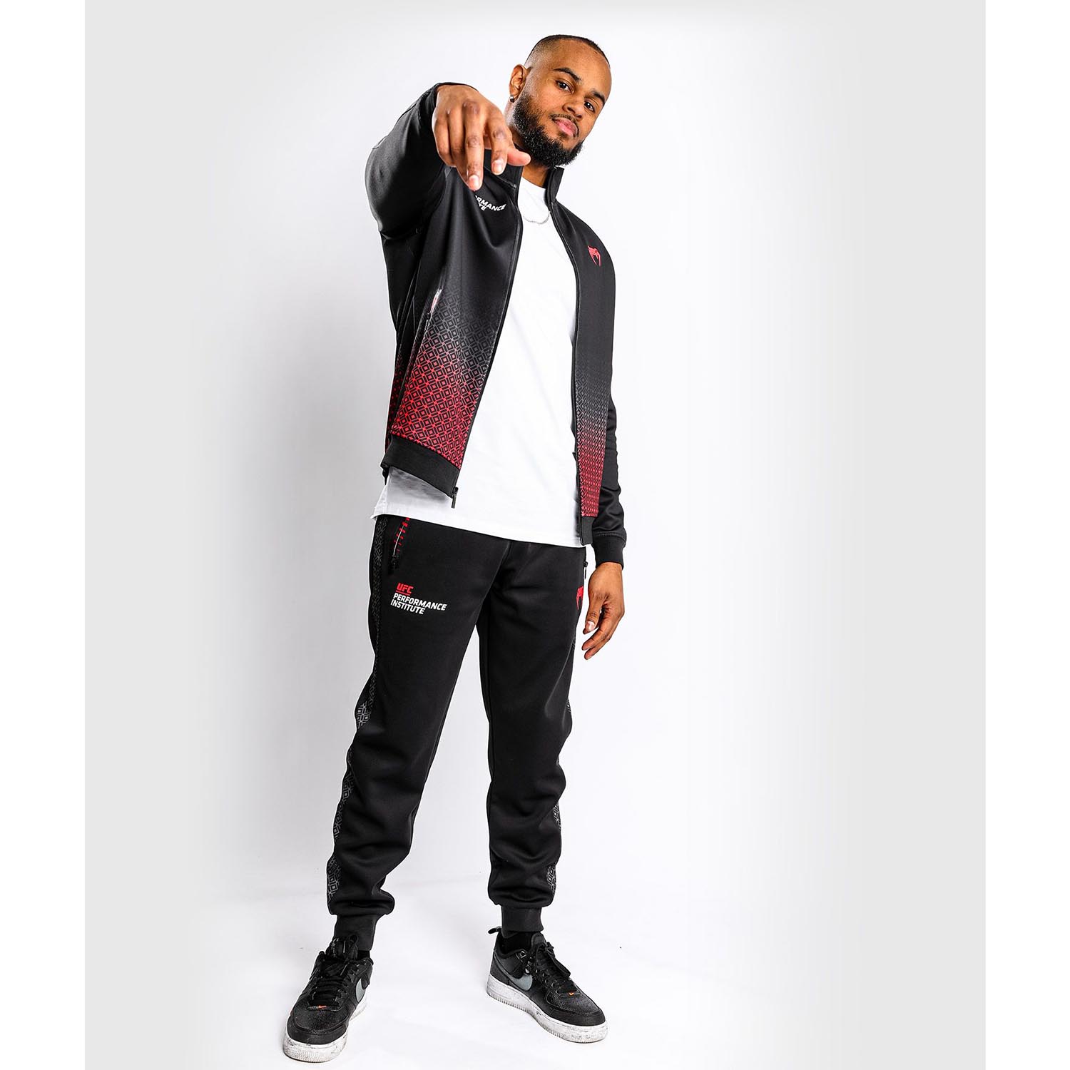VENUM Trainingsjacke, UFC Performance Institute, black-red, M