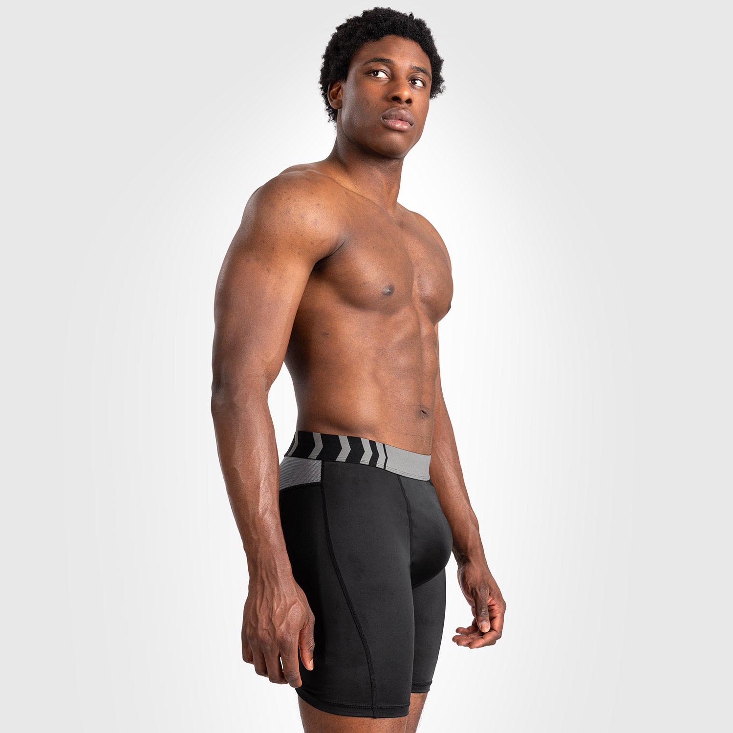 VENUM Vale Tudo Shorts, Tempest, schwarz-grau, XL