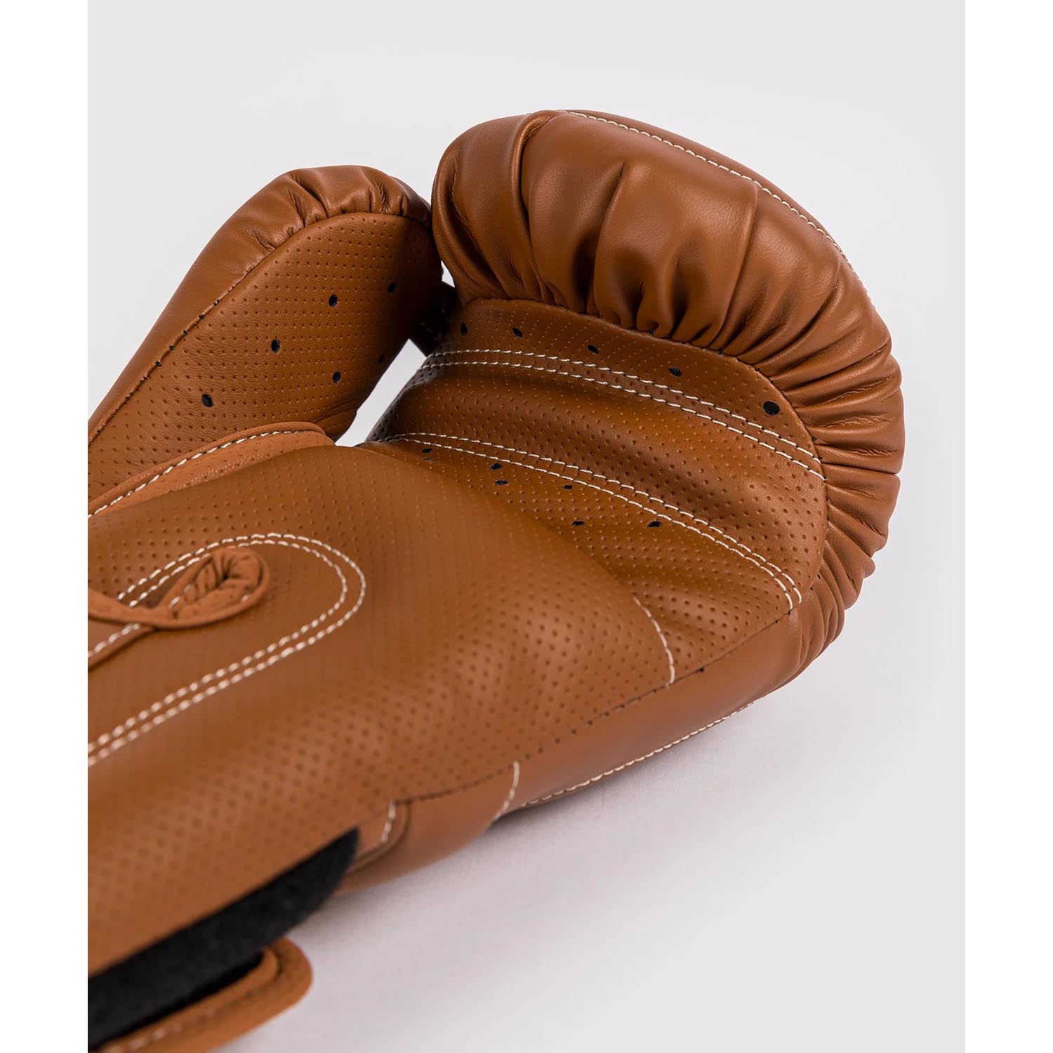VENUM Boxing Gloves, Impact Evo, Havana, brown, 16 Oz