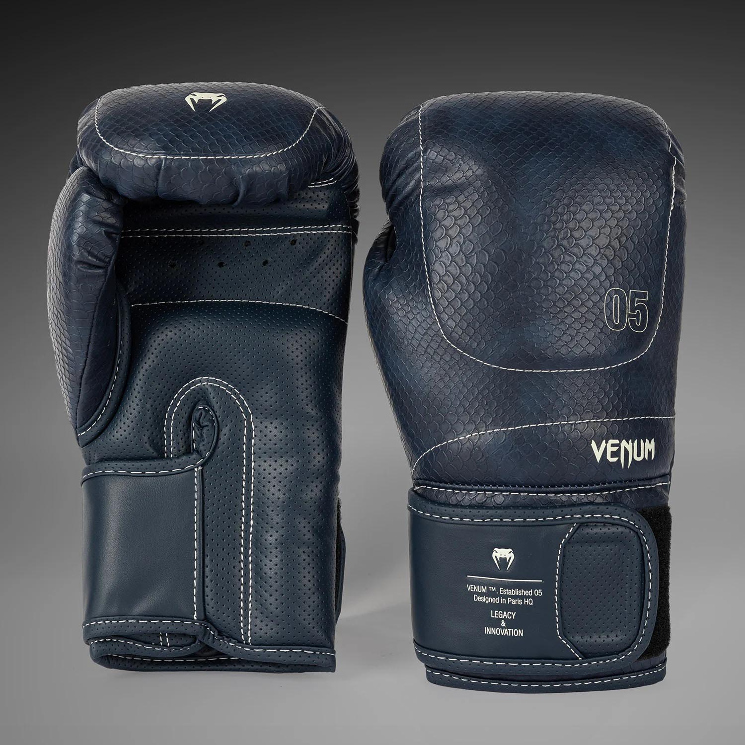 VENUM Boxing Gloves, Impact Evo Scales, dark blue, 16 Oz