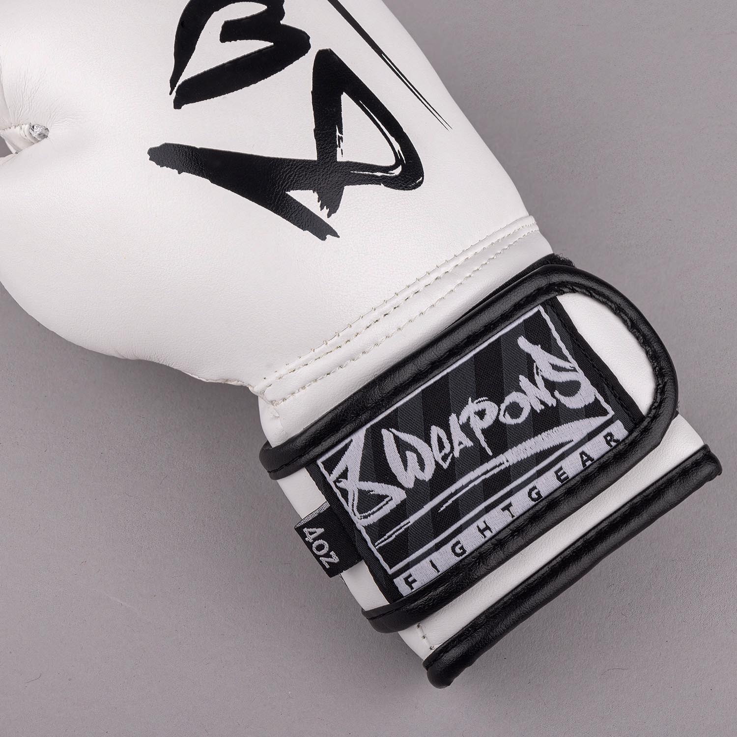 8 WEAPONS Boxing Gloves, Kids, Unlimited 2.0, white-black, 8 Oz