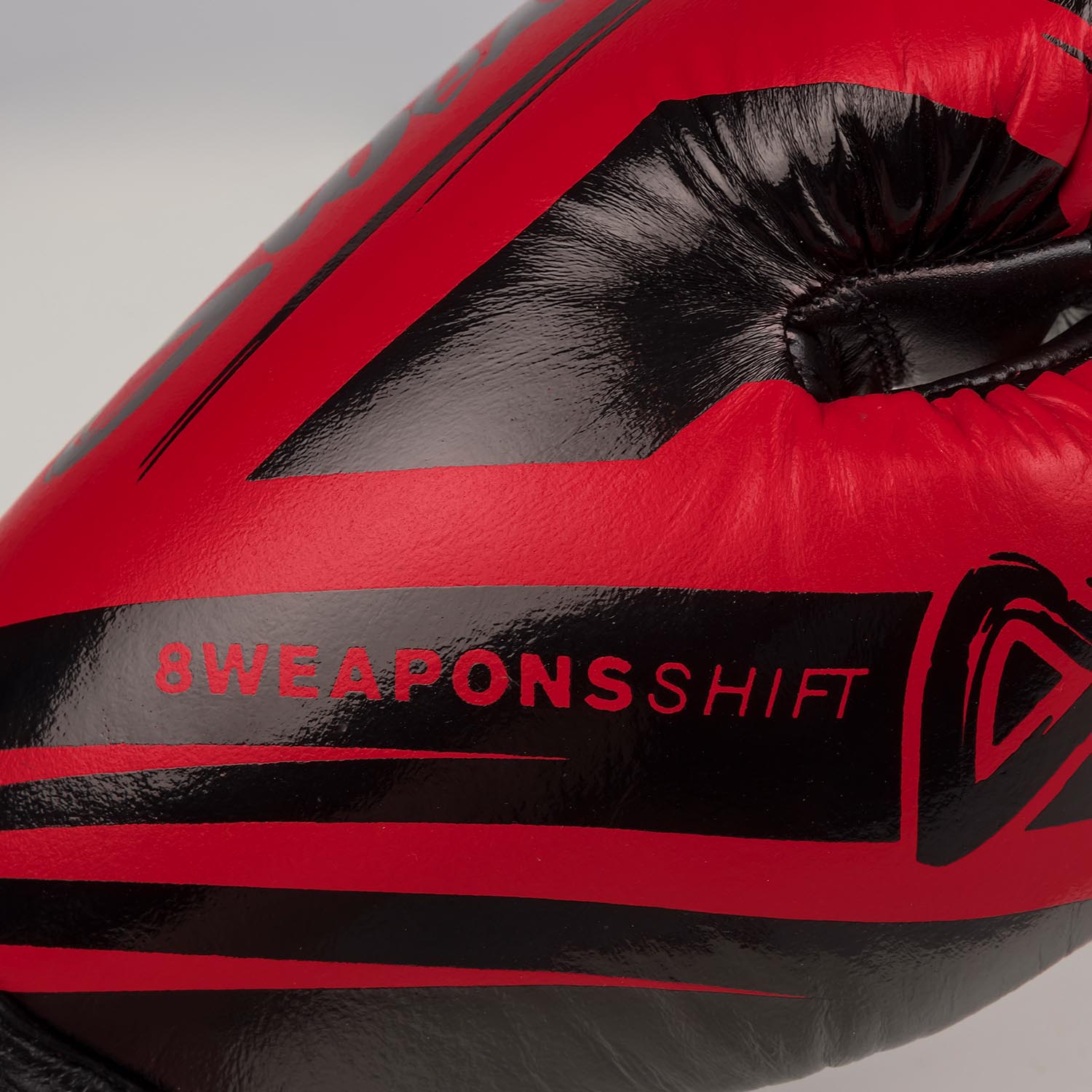 8 WEAPONS Boxing Gloves, Shift Competition, red-black, 10 Oz