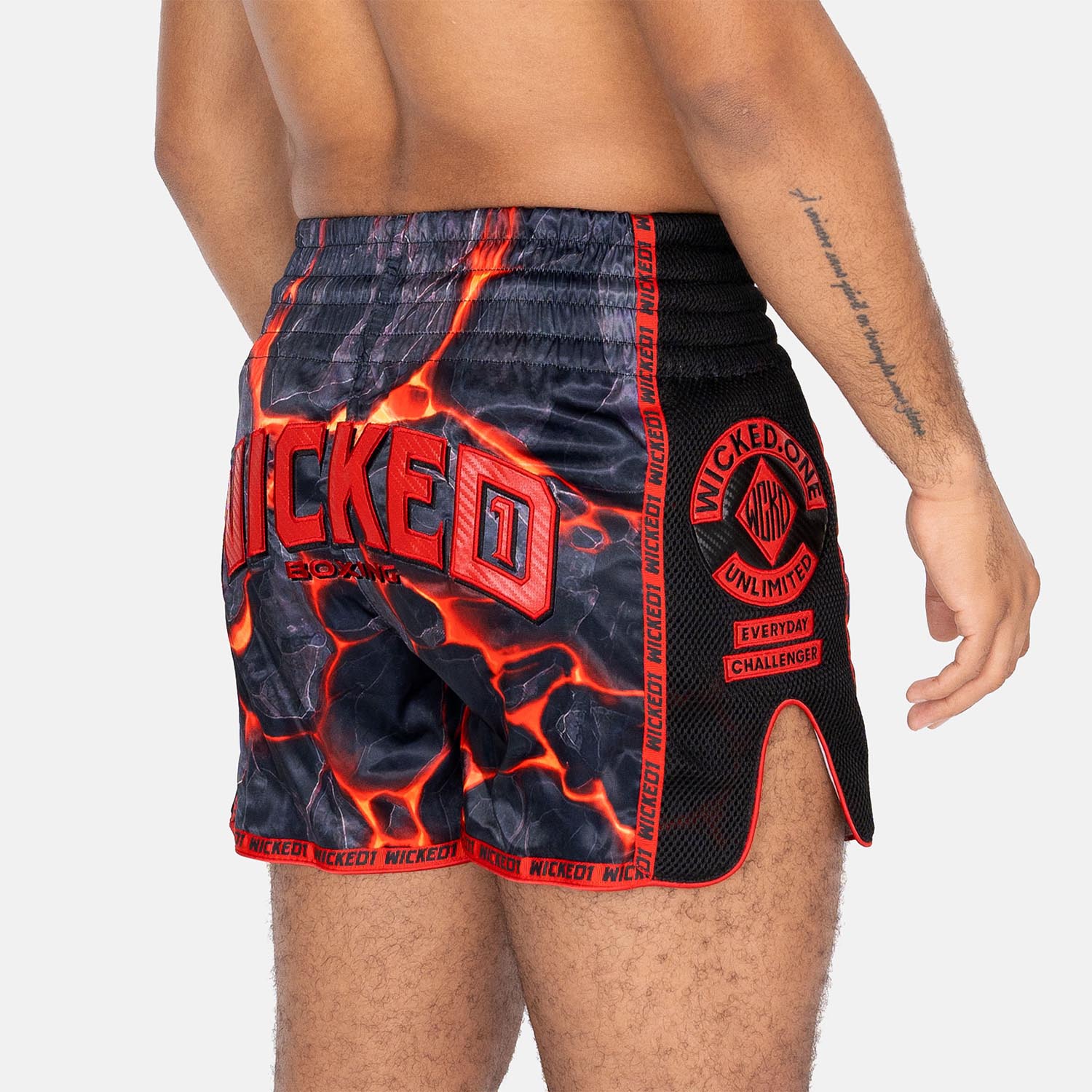 Wicked One Muay Thai Shorts, Magma, black-red, XXL