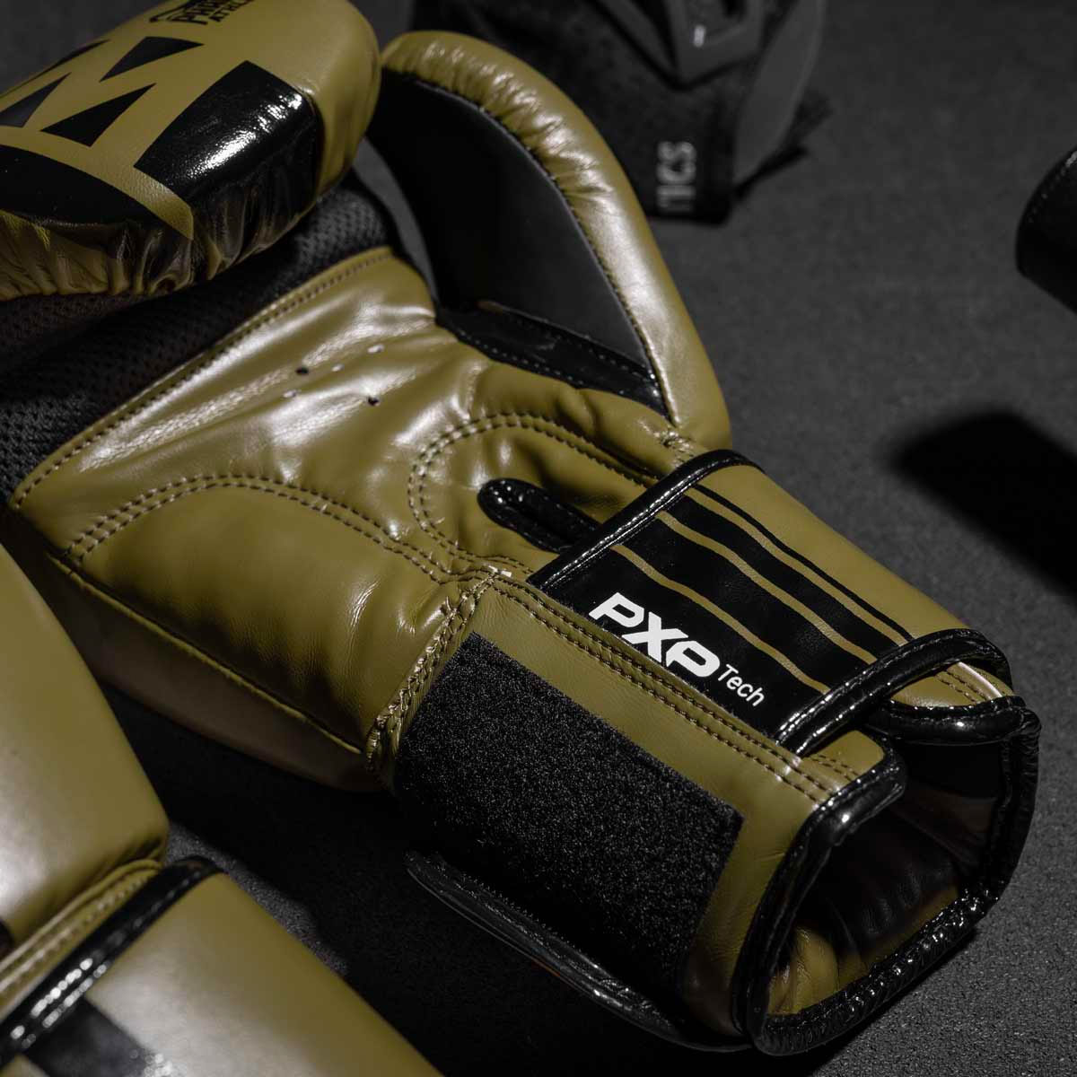 Phantom Athletics Boxing Gloves, Apex, khaki, 14 Oz