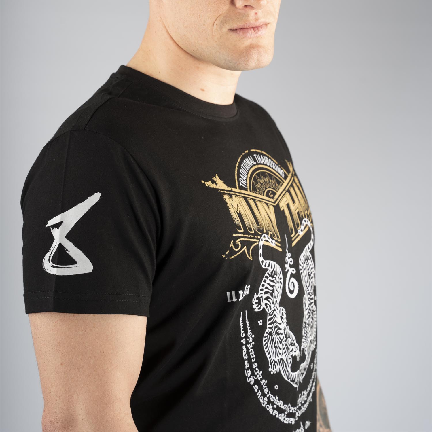8 WEAPONS Muay Thai T-Shirt, Sak Yant Tigers, black, M