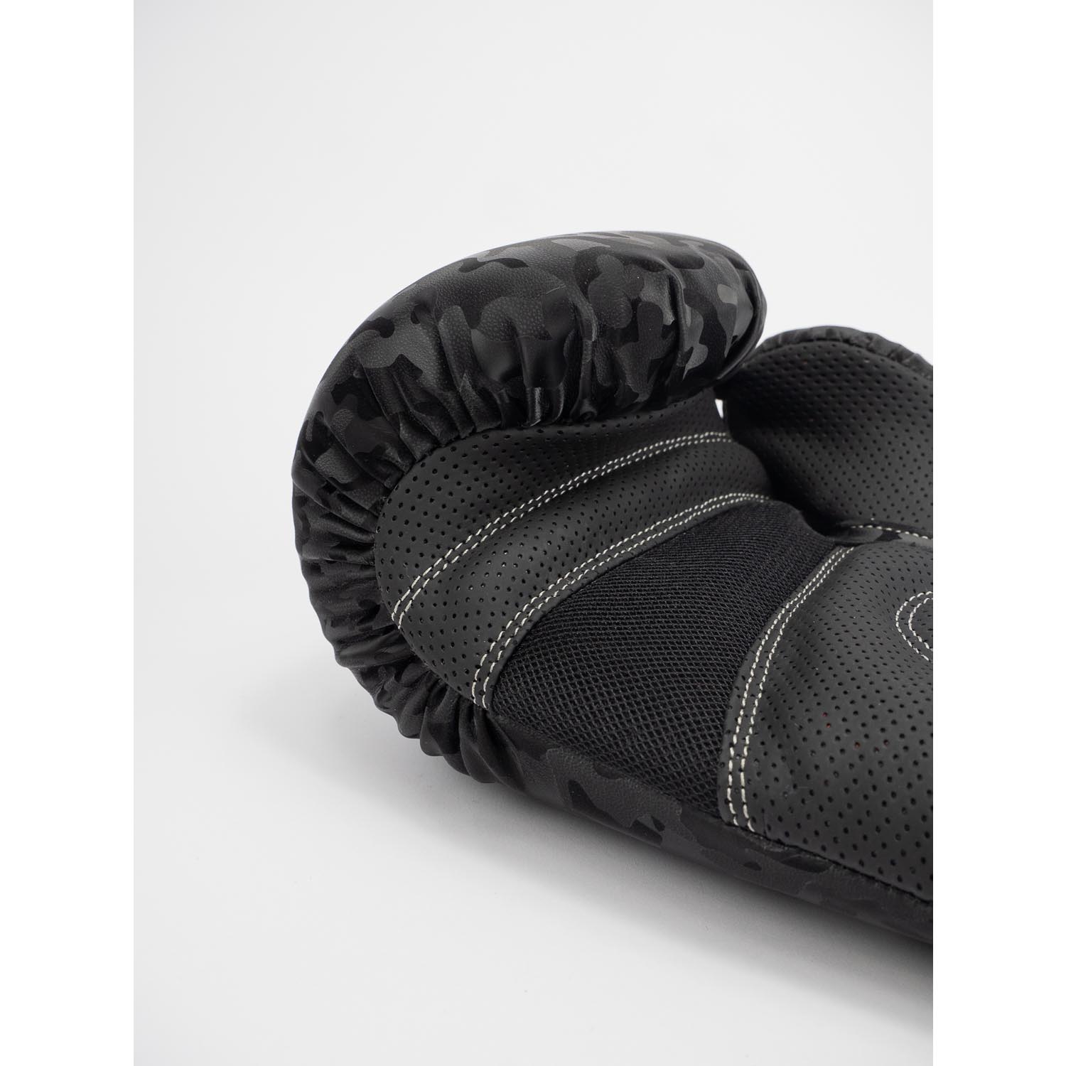 Metal Boxe Boxing Gloves, Mirror, camo-black, 16 Oz