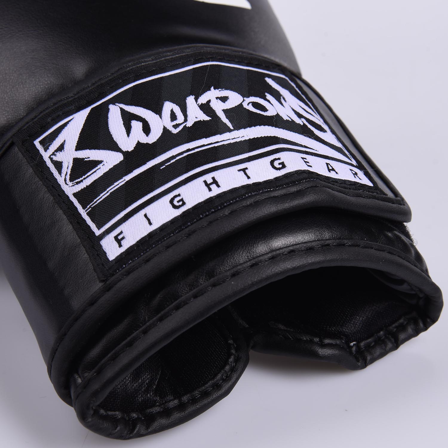 8 WEAPONS Boxhandschuhe, Pure, schwarz-weiß, 10 Oz