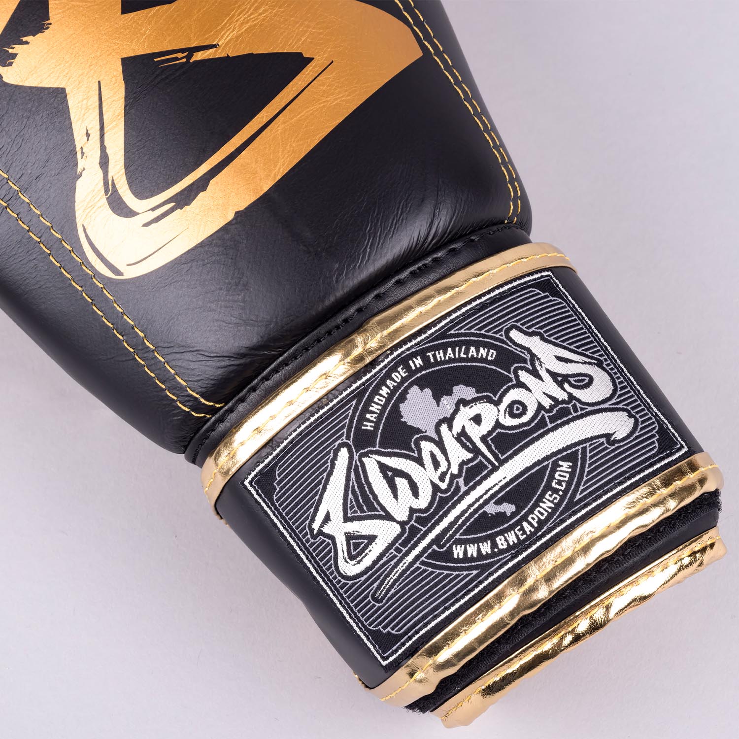 8 WEAPONS Boxing Gloves, Premium Leather, black-gold