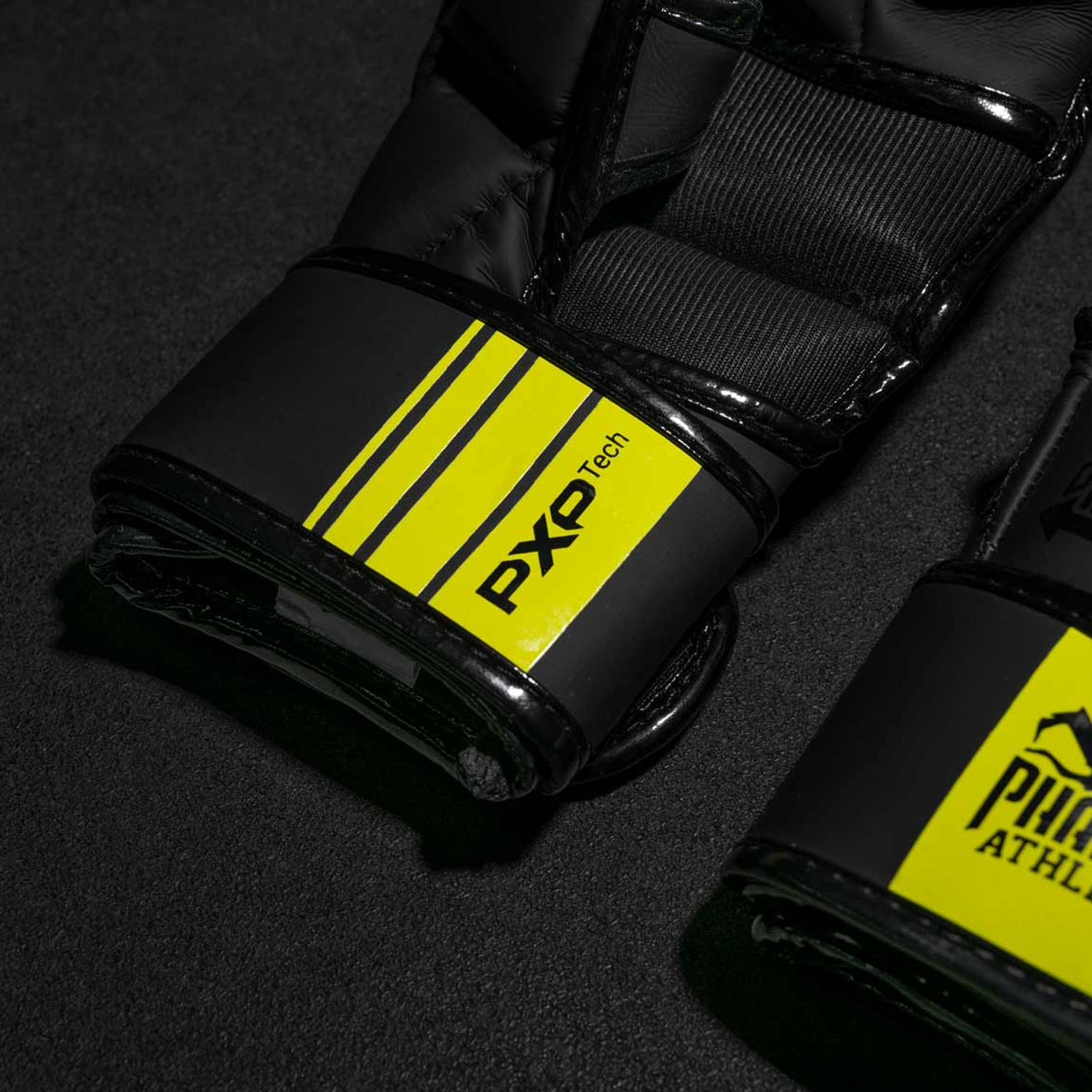 Phantom Athletics MMA Sparring Gloves, Apex, black-neonyellow, L/XL