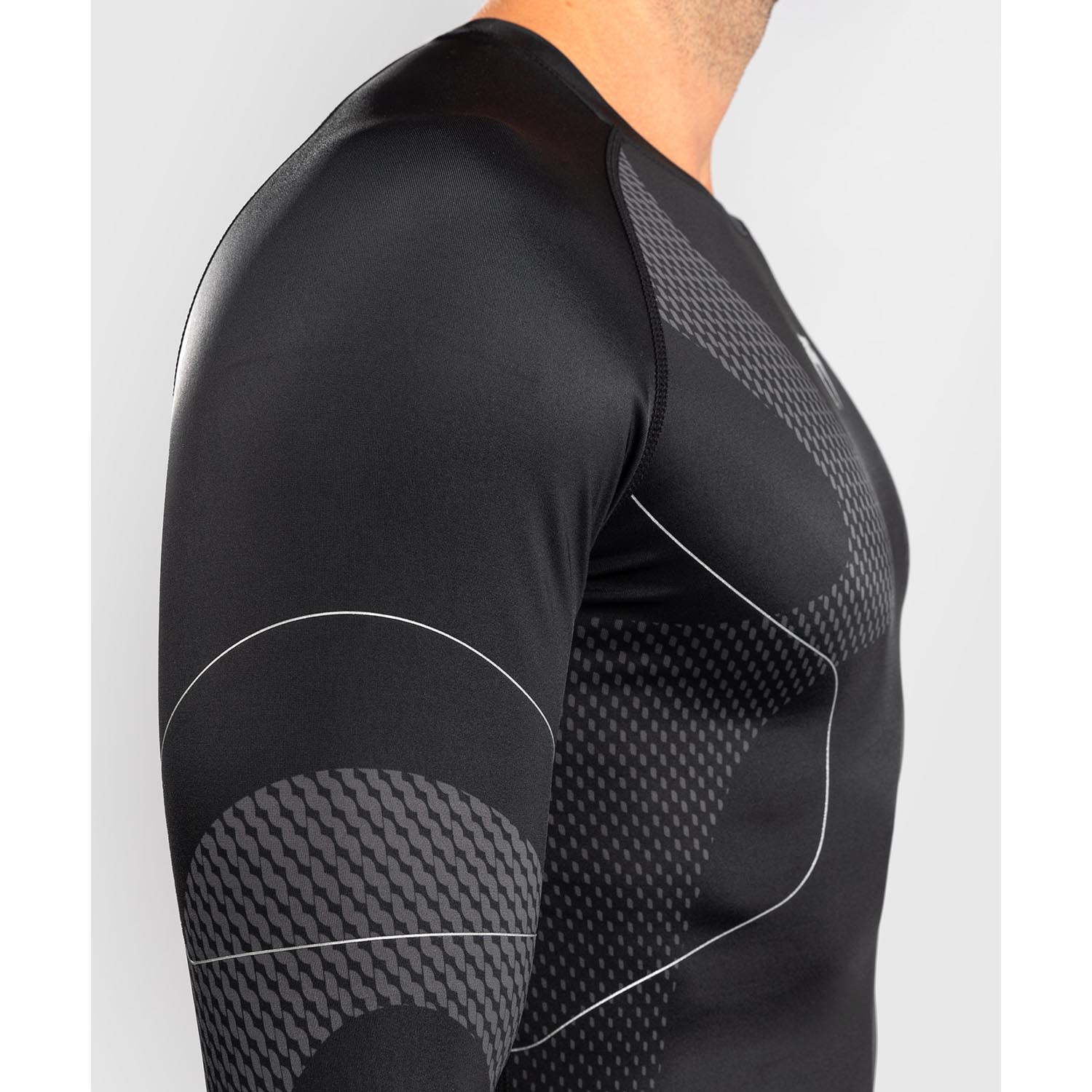 VENUM Rashguard, L/S, Nexus, black-silver, XXL