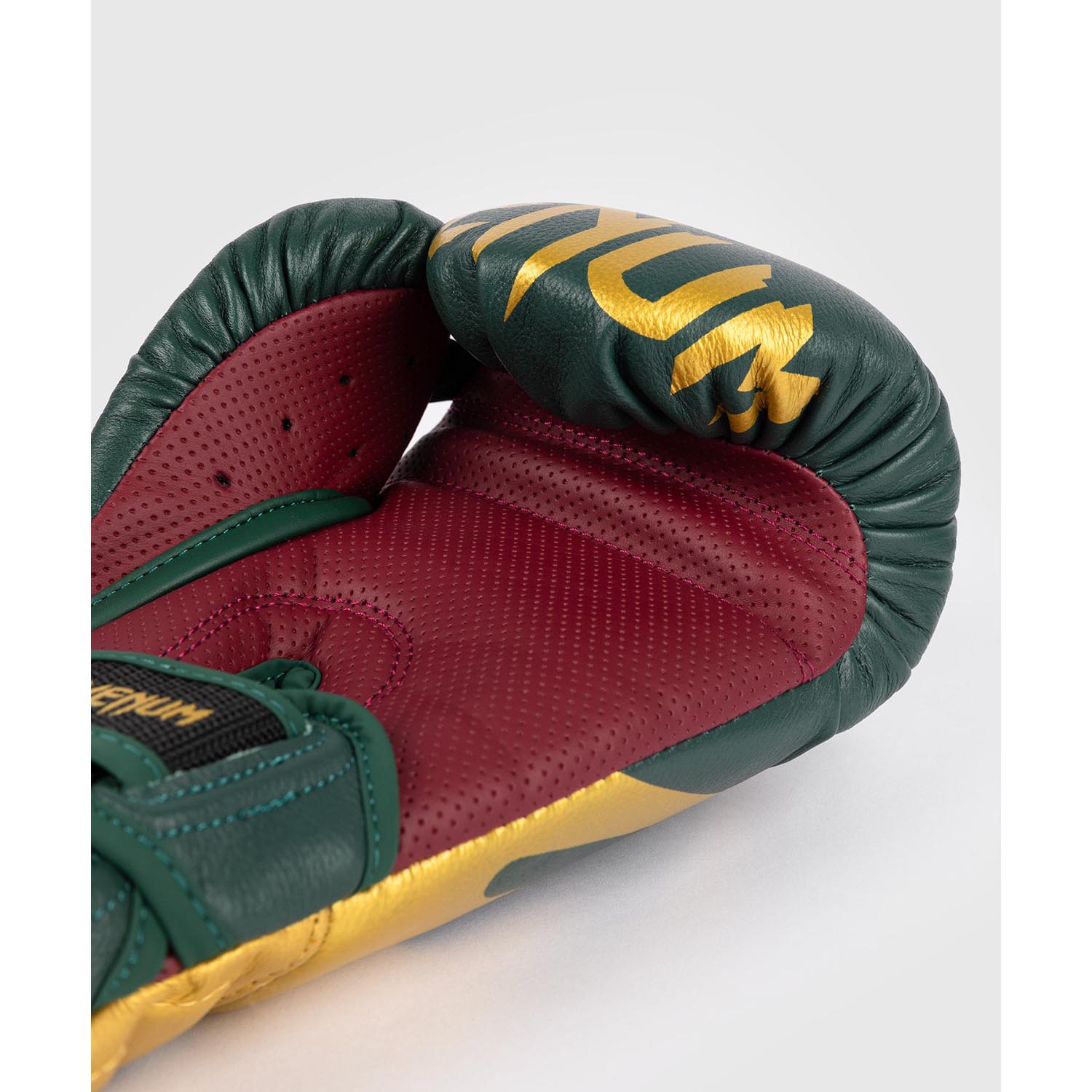 VENUM Boxing Gloves, Reverso, green-gold, 16 Oz