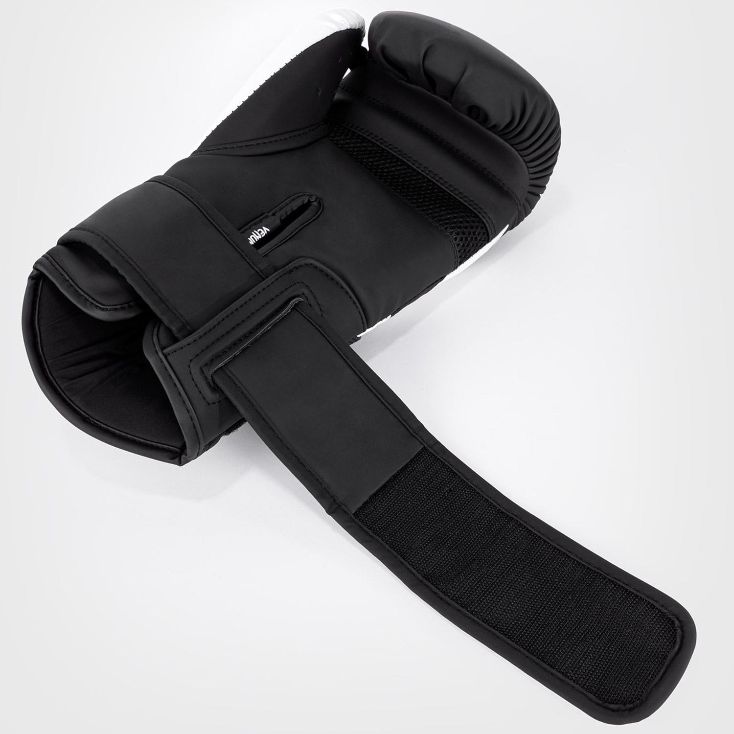 VENUM Boxing Gloves, Challenger 4.0, black-white, 16 Oz