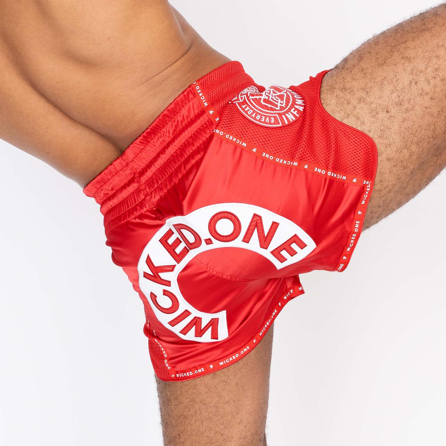 Wicked One Muay Thai Shorts, Herd, rot, S